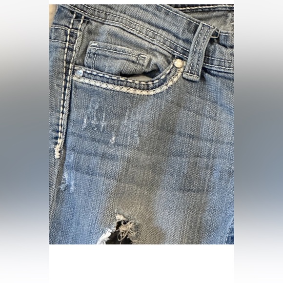 Daytrip Leo Distressed Jeans Size 27 Stretch Low Rise Straight Medium Wash - Picture 7 of 14